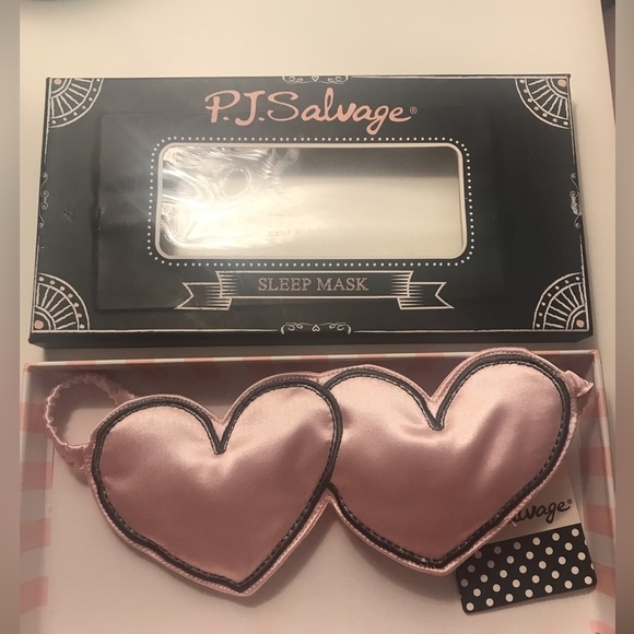 Pj Salvage Heart Sleep Mask - Picture 1 of 4